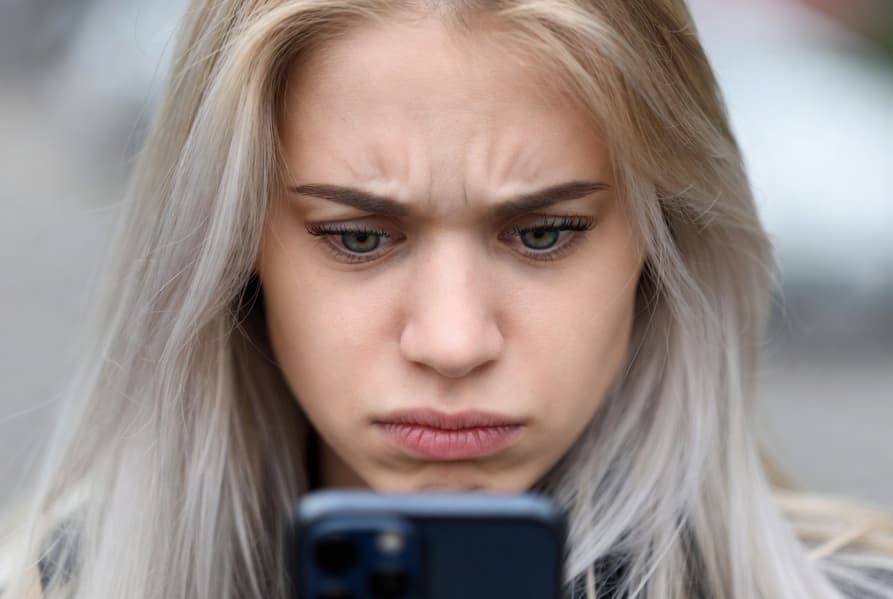 Из App Store удалили VK Музыку, Мессенджер и Видео, «Одноклассники», Дзен и Почту Mail Ru. Push-уведомления приходить не будут [Обновлено] - 1